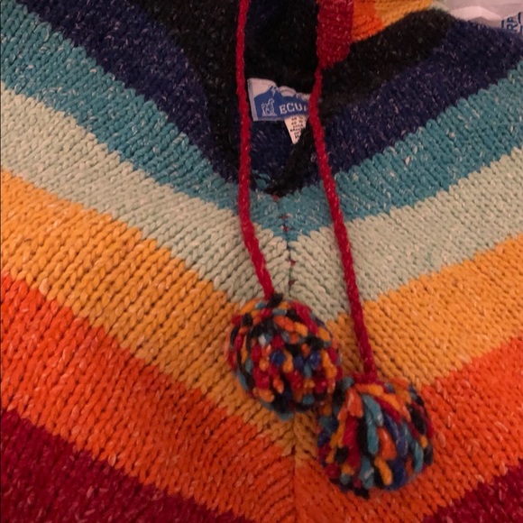 Handknit Ecuador Shawl - Picture 2 of 4